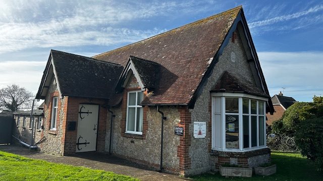 Brighstone Reading Rooms & Social Club